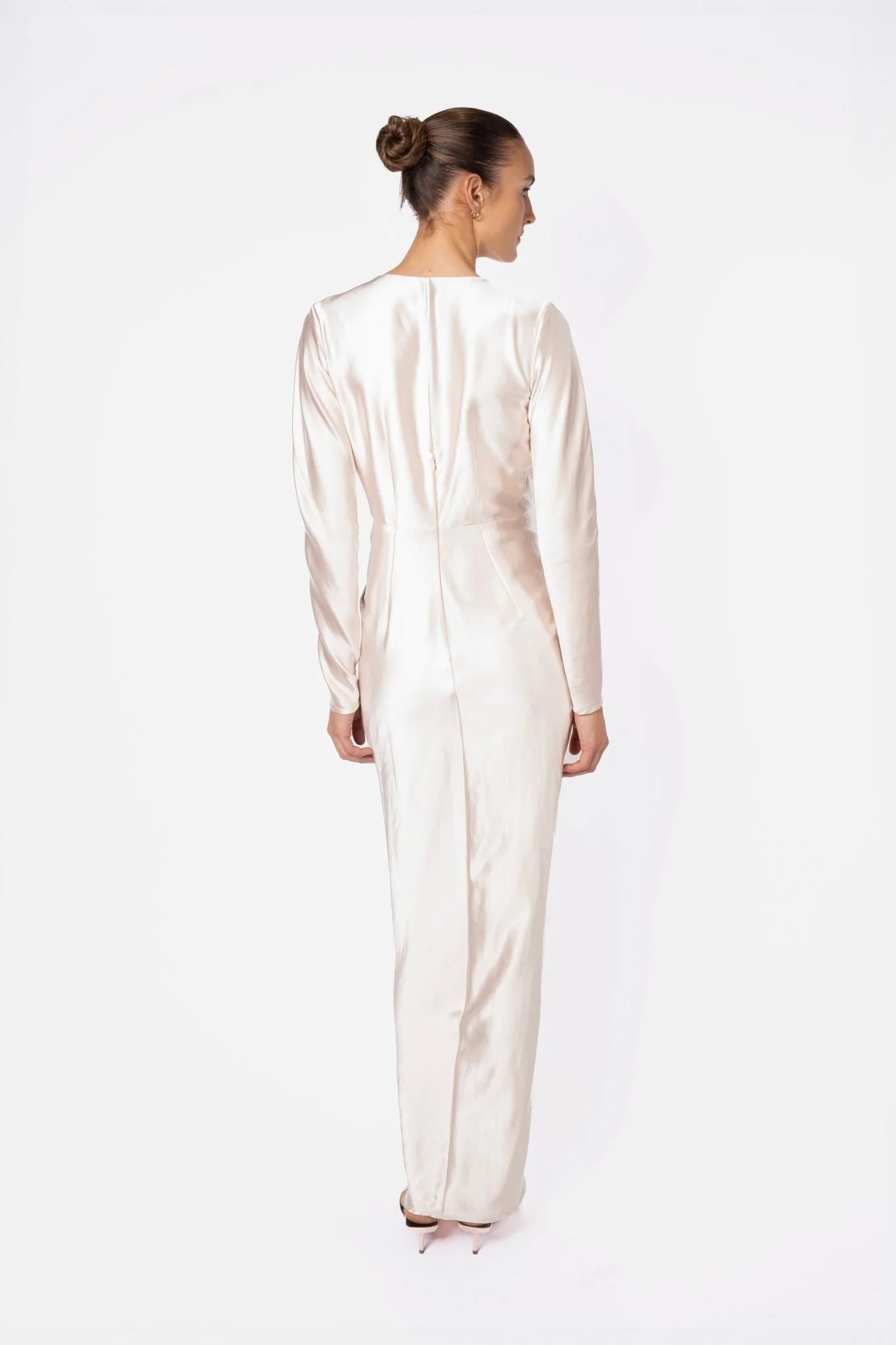 GAEA GOWN IN MOTHER OF PEARL - Image 3